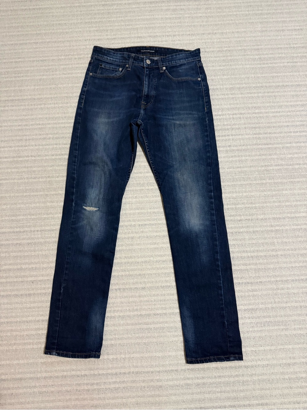 Calvin Klein Jeans Men’s Dark Blue Athletic Taper Jeans Sz 31x32